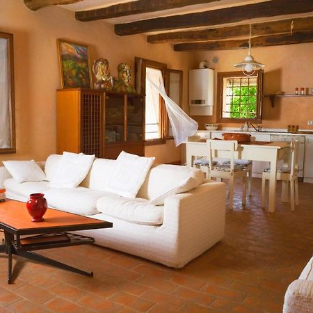La Casa Di Laura Apartment Castelcucco ภายนอก รูปภาพ