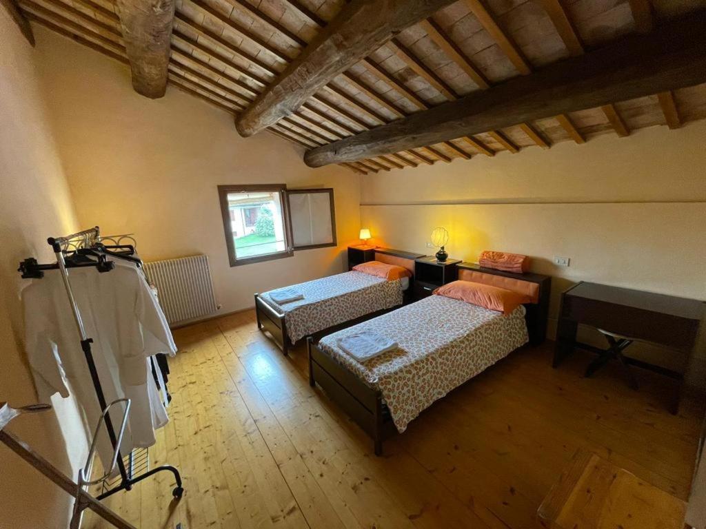 La Casa Di Laura Apartment Castelcucco ภายนอก รูปภาพ